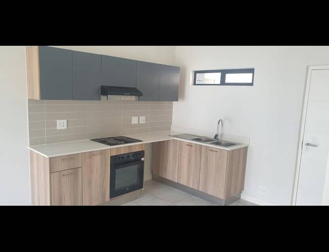 1 BEDROOM PROPERTY TO RENT IN GREENBAY ECO ESTATE